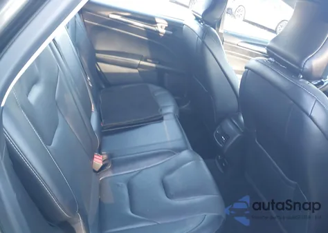 2018 Ford Fusion Hybrid Titanium из США, поврежденный, VIN 3FA6P0RU7JR249138